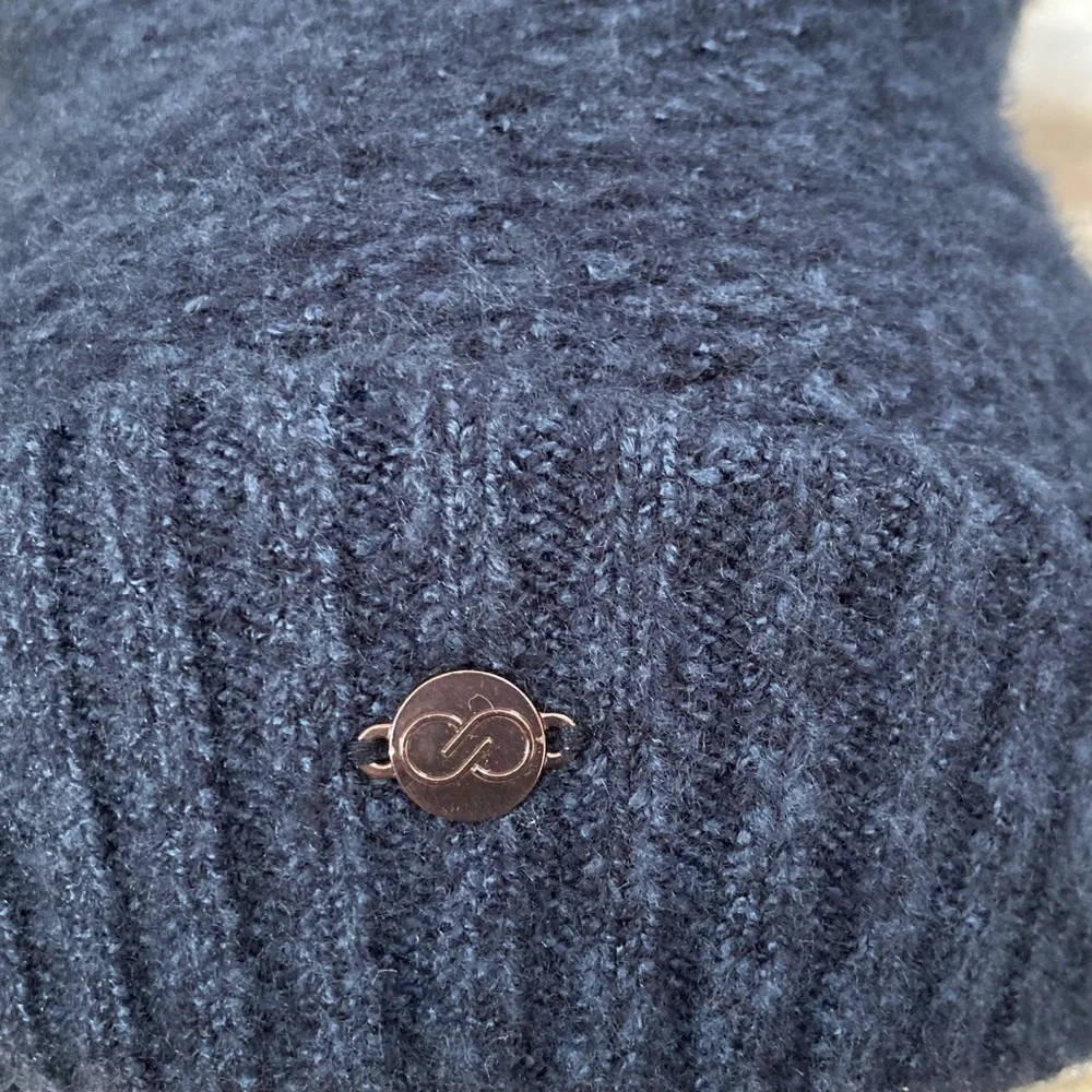 Calia by Carrie Underwood Blue Pom Pom Winter Hat EUC